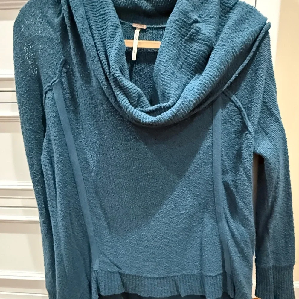 Free People‎ sweater